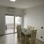 Super Apartment 100M2 2 Sovrum * Shëngjin