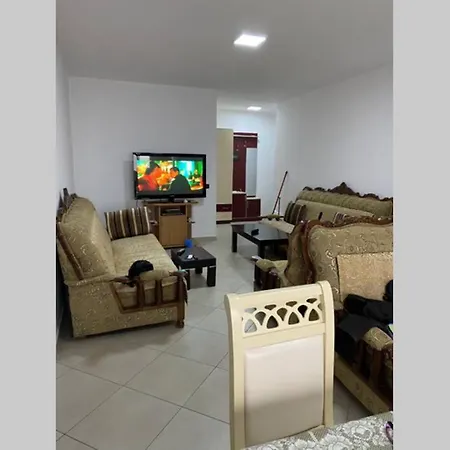Super 100m2 2 Sovrum Apartment *