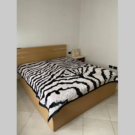 Super Apartment 100M2 2 Sovrum Shëngjin
