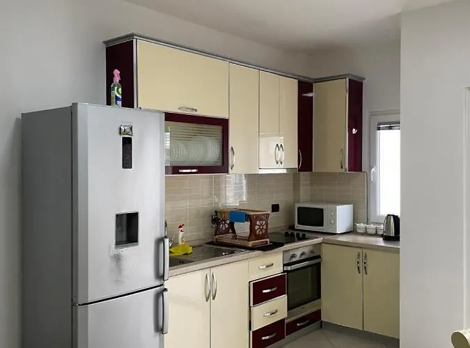 Super 100m2 2 Sovrum * Shëngjin